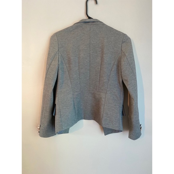 Blazer - Picture 7 of 7